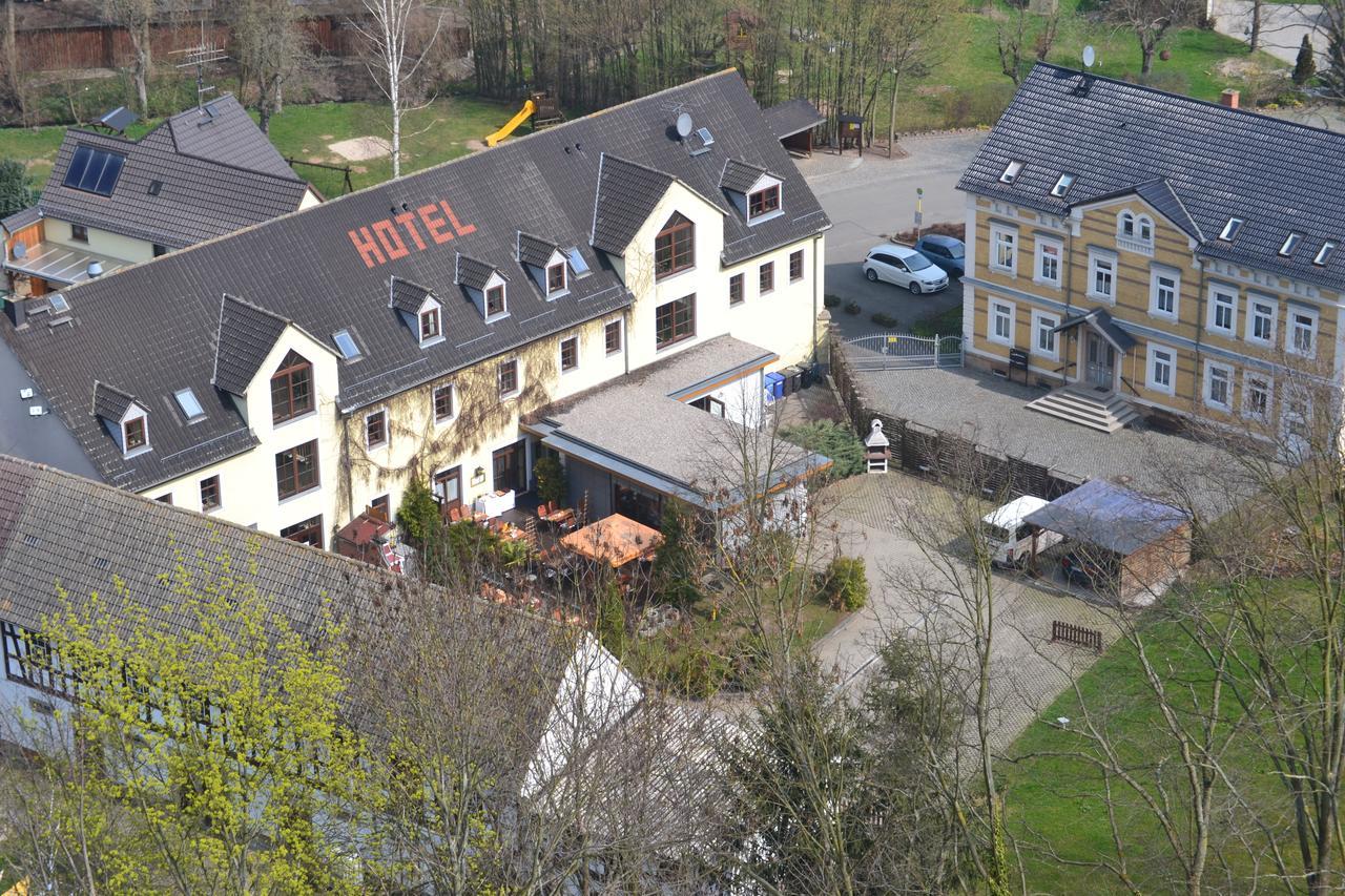 Elegant-Hotel "Zur Burg" Posterstein 외부 사진